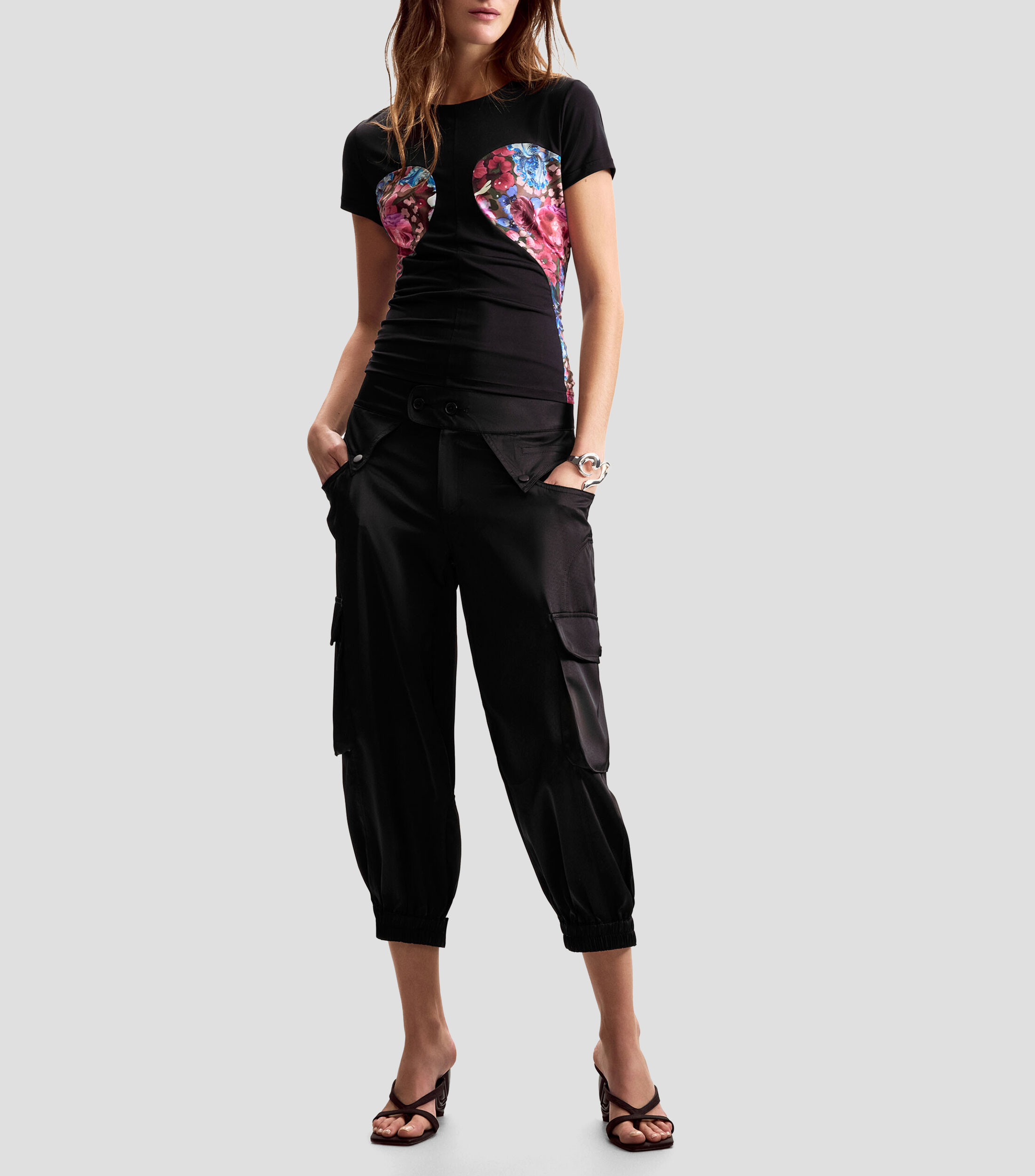 Playera cuello redondo manga corta con estampado Mujer